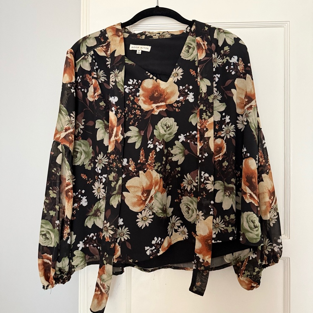Moon River Orange and Pink Flutter Sleeve Blouse
